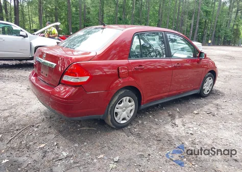 2010 Nissan Versa 1.8S из США, поврежденный, VIN 3N1BC1AP3AL458043
